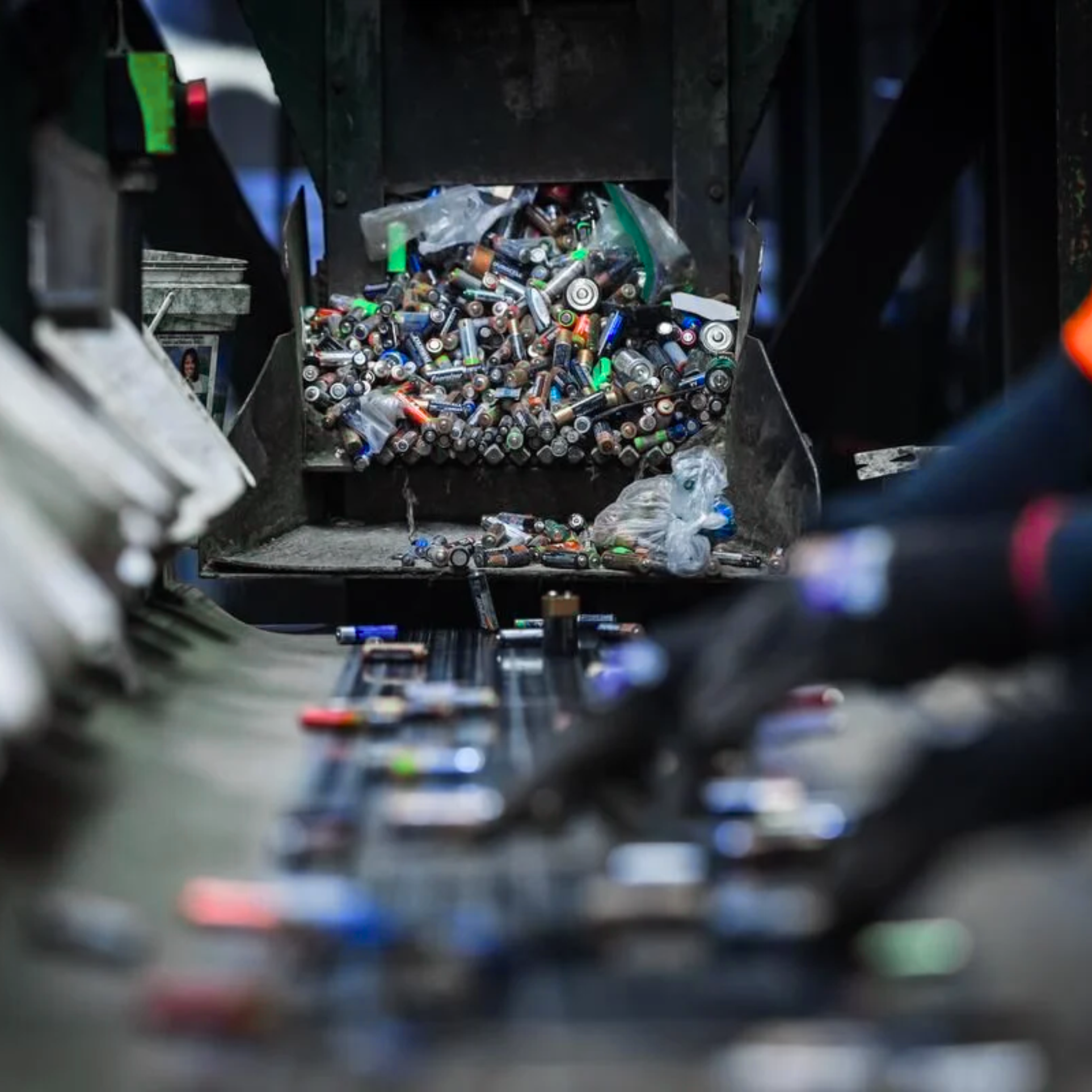 Factory drop-off location for lithium battery recycling
American Electric Energy recycling facility in Miami
Drop off lithium batteries by weight for eco-friendly recycling